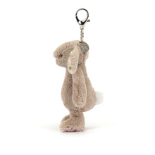 Cargar imagen en el visor de la galería, Conejo beige llavero orejas estampadas / Blossom Beige Bunny Petal Bag Charm  Jellycat 18x5x4 cm
