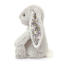 Cargar imagen en el visor de la galería, Conejito plata con estampado  / Blossom Silver Bunny &#39;Bloom&#39; Jellycat 18x9x8 cm
