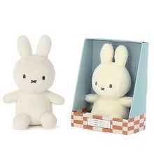 Cargar imagen en el visor de la galería, Lucky Miffy Cream in giftbox - 10 cm - 4&quot;
