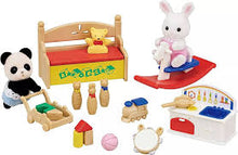 Cargar imagen en el visor de la galería, Bebes jugando en la nieve/ Baby&#39;s Toy Box- Snow Rabbit &amp; Panda Babies Sylvanian Families
