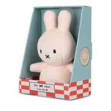 Cargar imagen en el visor de la galería, Lucky Miffy Pink in giftbox - 10 cm - 4&quot;
